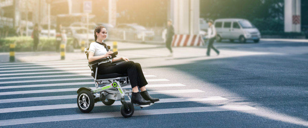 airwheel_h3t_power_wheelchair_0705.jpg